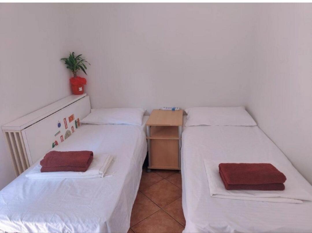 简约单人房间simple Single Room เมสเตร ภายนอก รูปภาพ